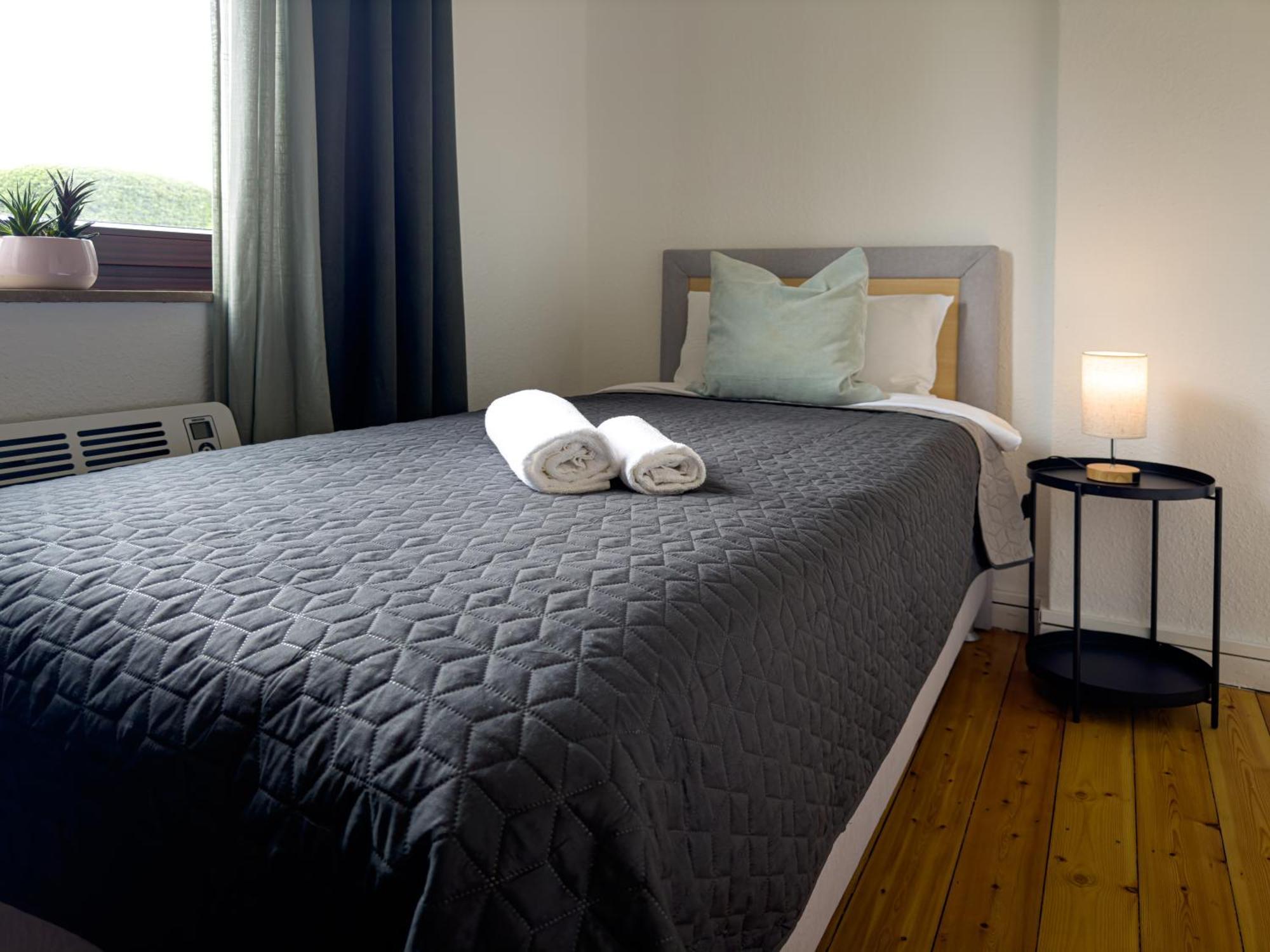 Immostay #8 - Haus Fuer 13 Personen Mit 7 Zimmer - Grosser Garten & Grill, Free Parking, Wlan BRE Dış mekan fotoğraf