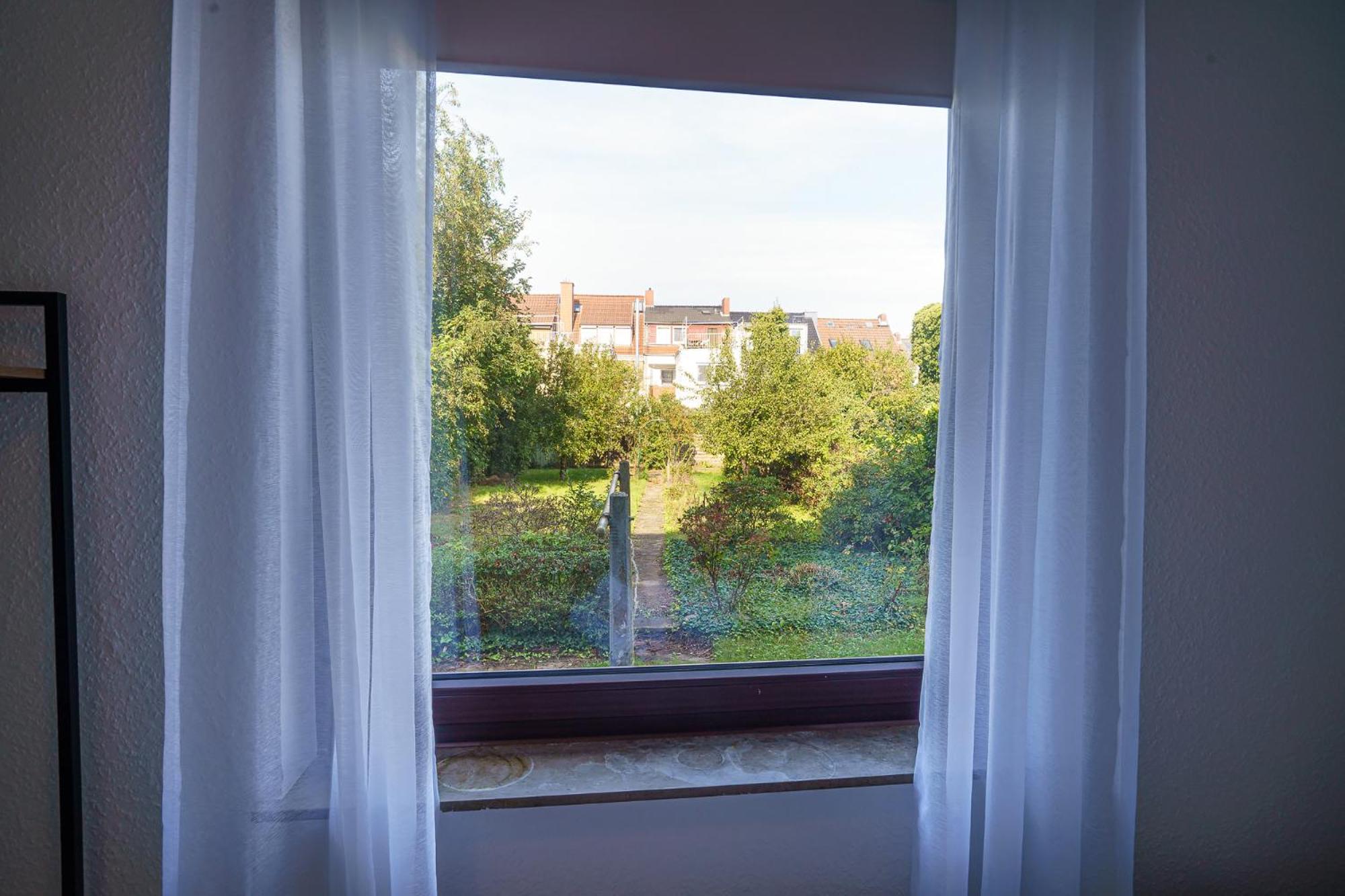 Immostay #8 - Haus Fuer 13 Personen Mit 7 Zimmer - Grosser Garten & Grill, Free Parking, Wlan BRE Dış mekan fotoğraf